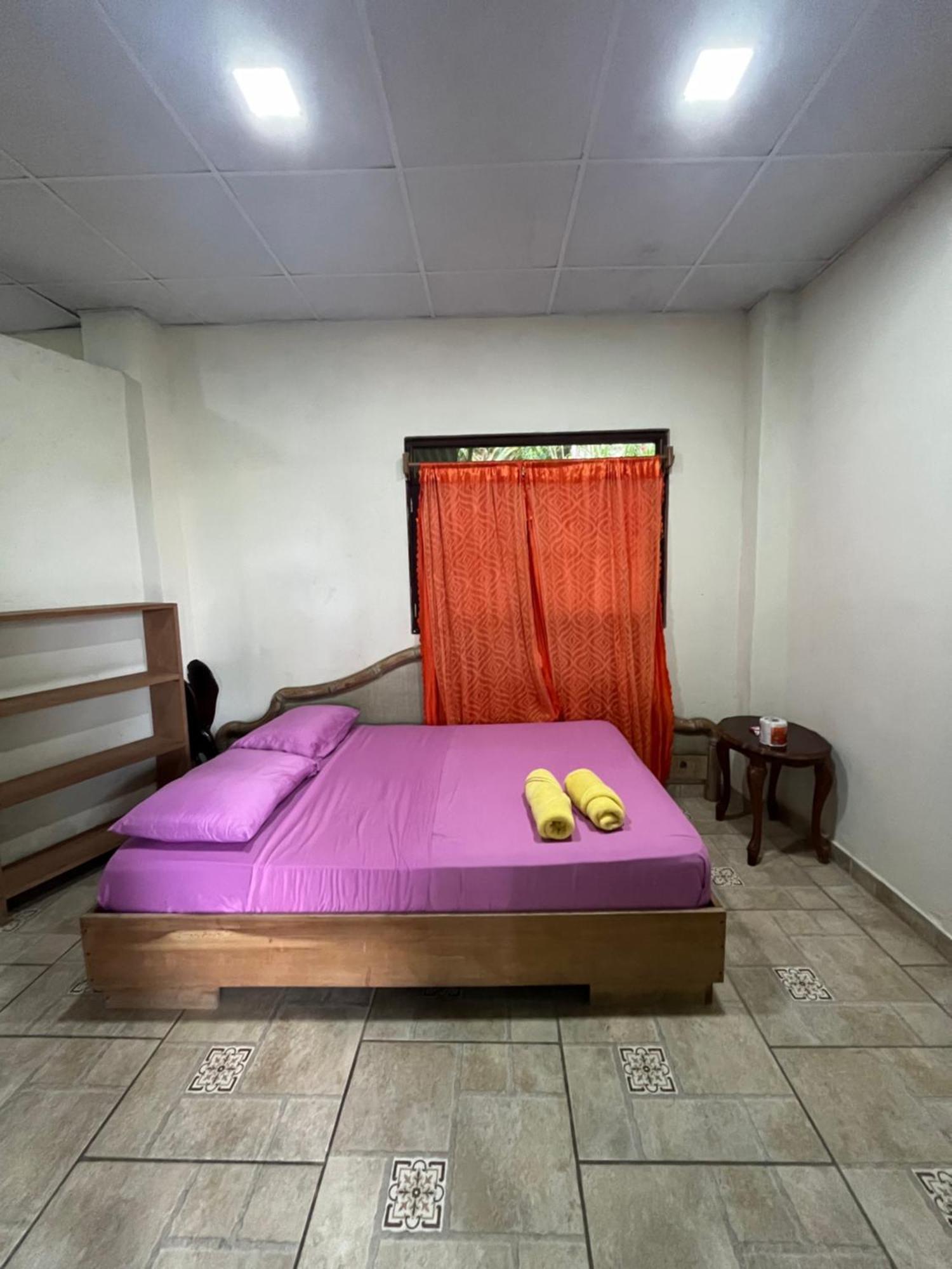 בוקס דל טורו Valerie Emanuel Apartments מראה חיצוני תמונה