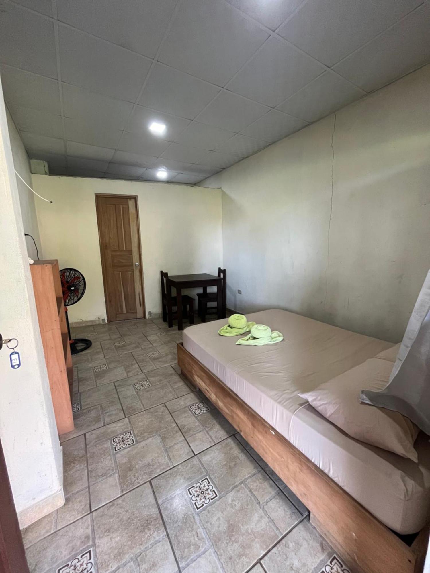 בוקס דל טורו Valerie Emanuel Apartments מראה חיצוני תמונה